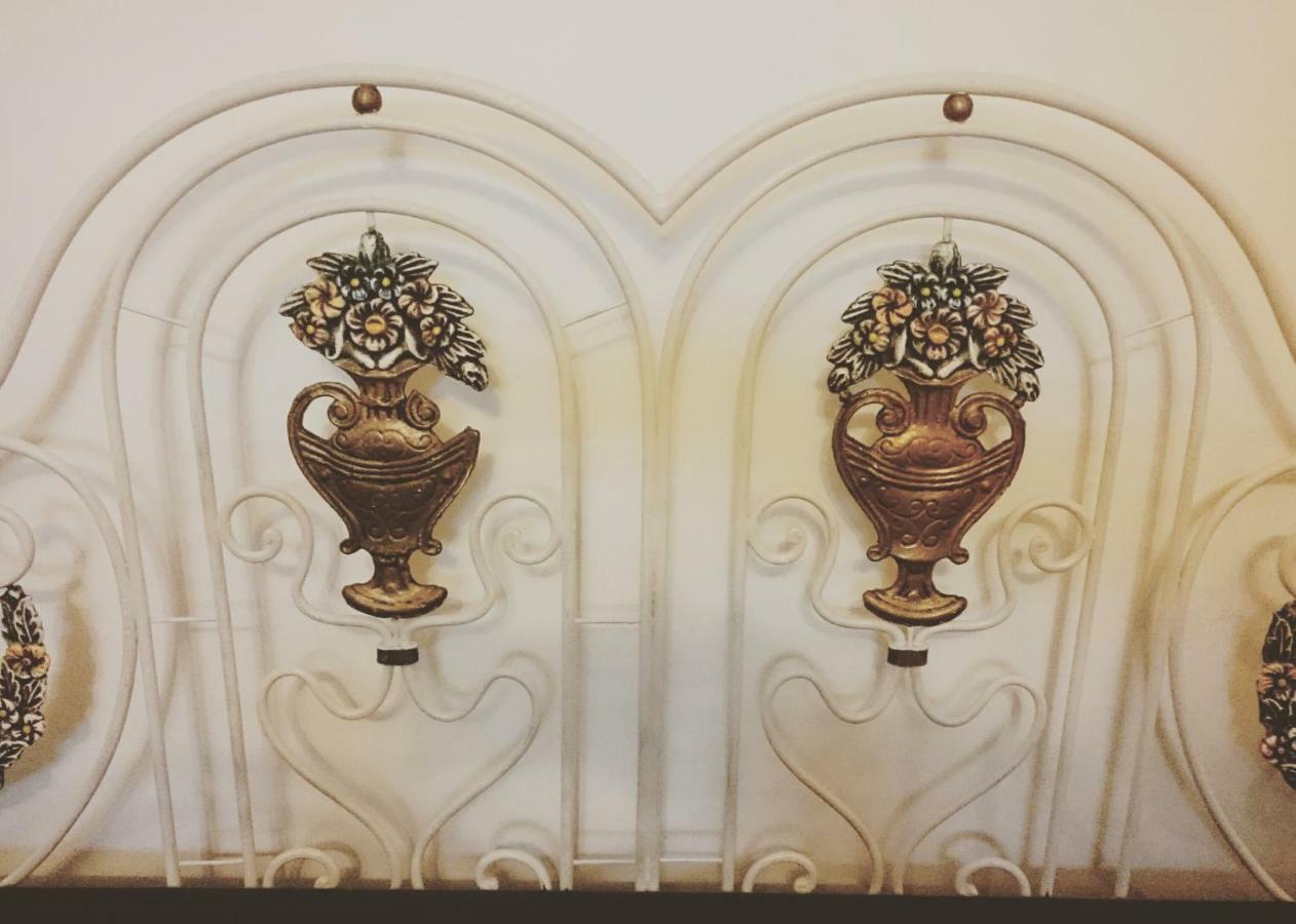 Casa Vitoria Guest House 에보라 외부 사진