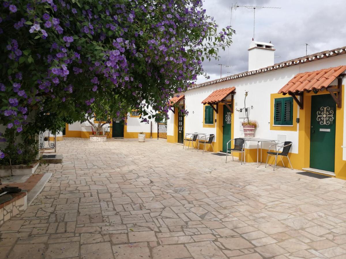 Casa Vitoria Guest House 에보라 외부 사진